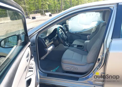 2015 Toyota Camry Le из США, поврежденный, VIN 4T4BF1FK5FR472073